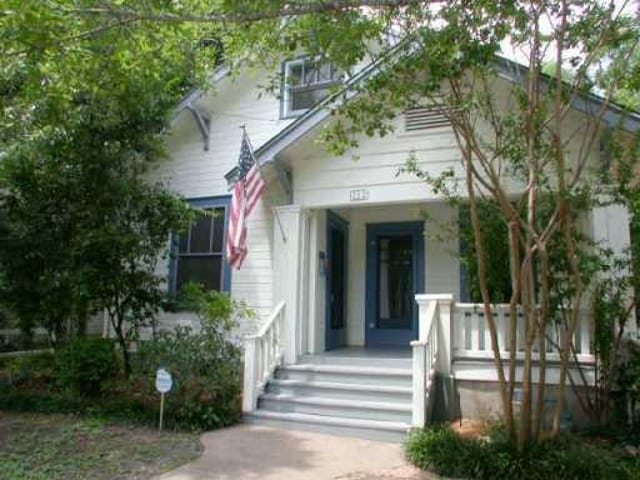 312 W 37th ST