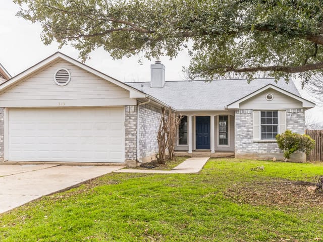 313  Caladium Dr