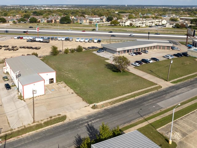 313 Cheyenne DR