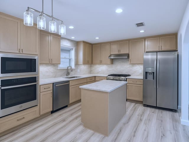 313 El Socorro Ln