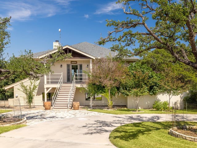 313 Kendall DR
