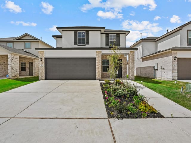 313 NEW ALBANY Ln