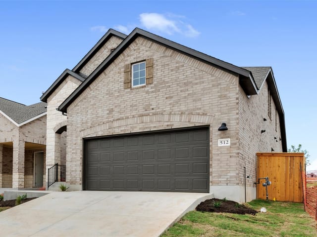 314 Possumhaw LN