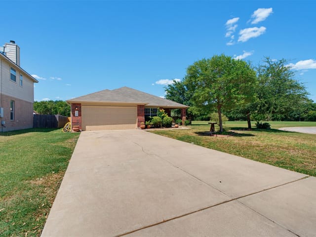 315 Floating Leaf DR