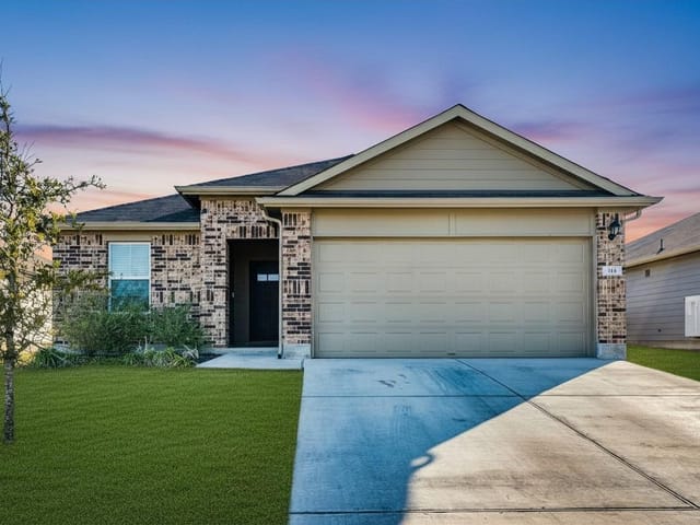 316 ADDISON Pl