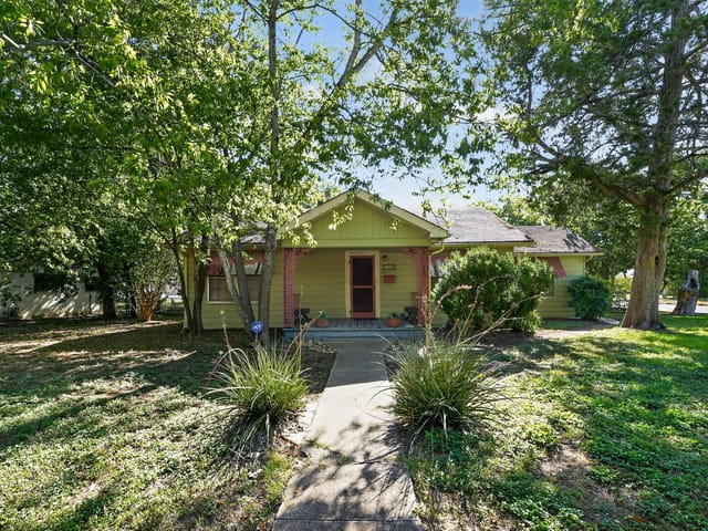 316 Guadalupe ST