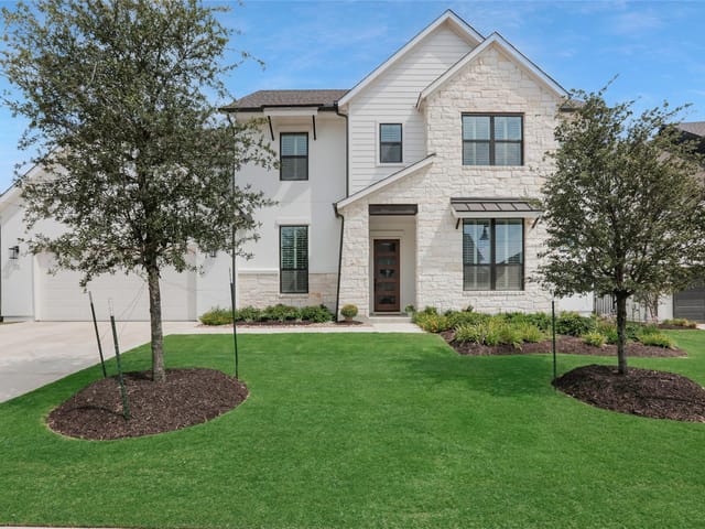 316 Valletta Way