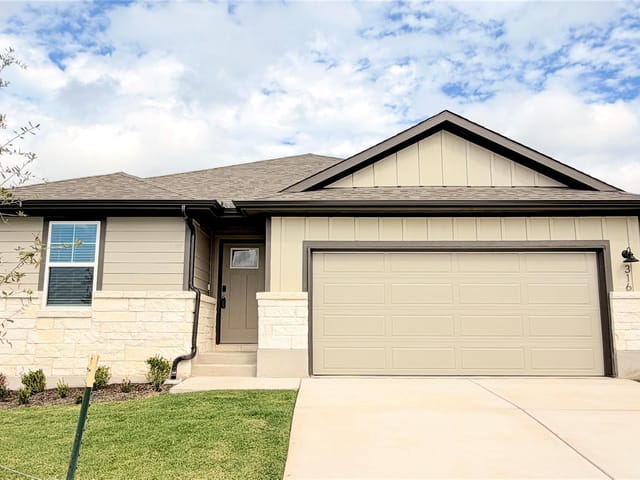 316 Wheel Horse RD