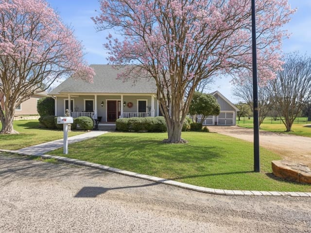 317 Home Place Ln