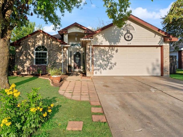 319 Clarks Way