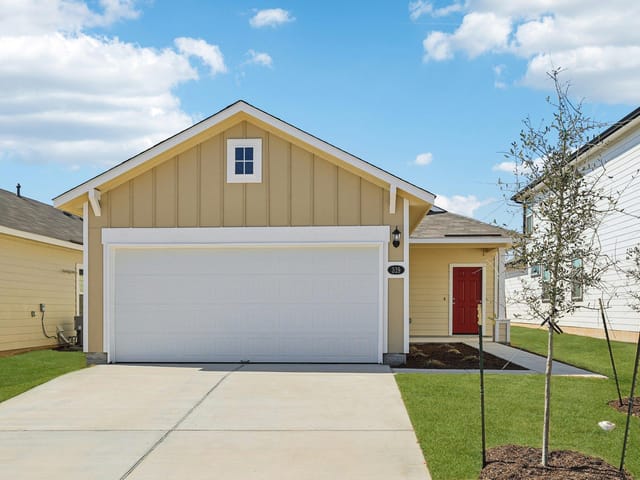 319 Haywood Manor