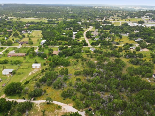 319 Sunset DR