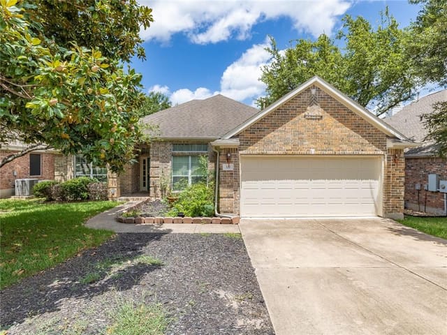 320 Pedigree Dr