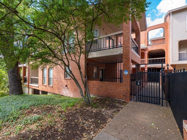 3200 Duval St Unit #309