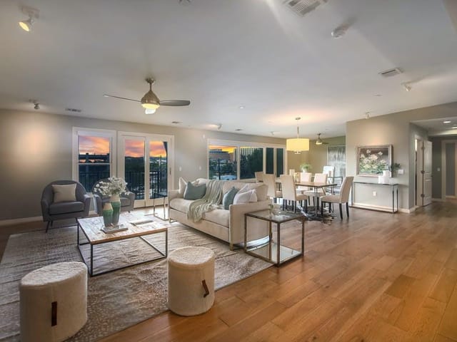 3200 Grandview St Unit #13
