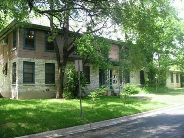 3200 Tom Green ST