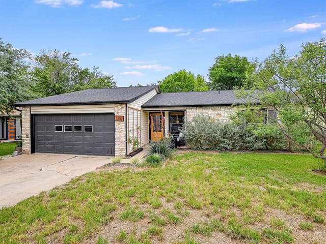 3202 Barnsley Dr