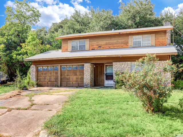 3202 Overcup Oak Dr
