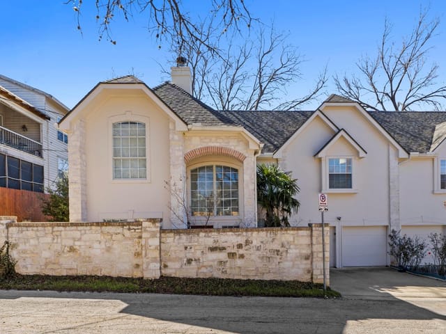 3203 Tom Green ST Unit #3A