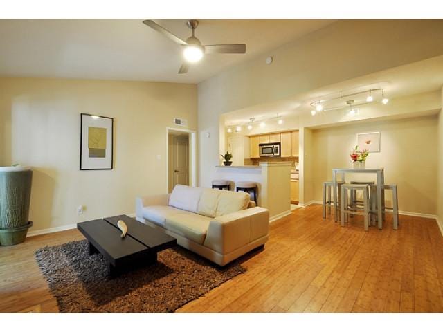3204 Manchaca RD Unit #206