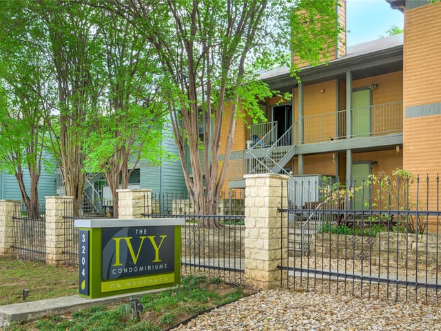 3204 Menchaca Rd Unit #105