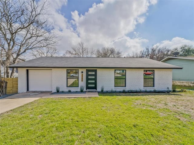 3205 Santa Fe Dr