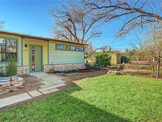 3205 Thompson St Unit #B