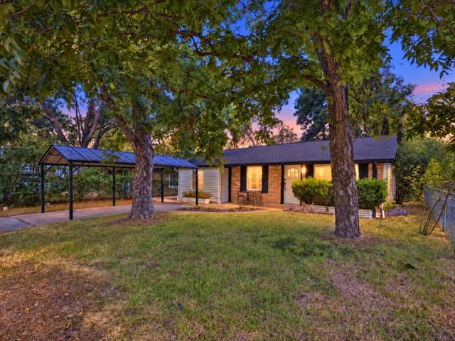 View 3206 Goodwin Ave 3206 Goodwin Ave, photo 1 of 1, Austin, TX