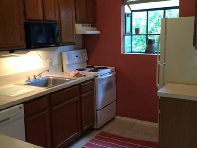 3206 King St Unit #204
