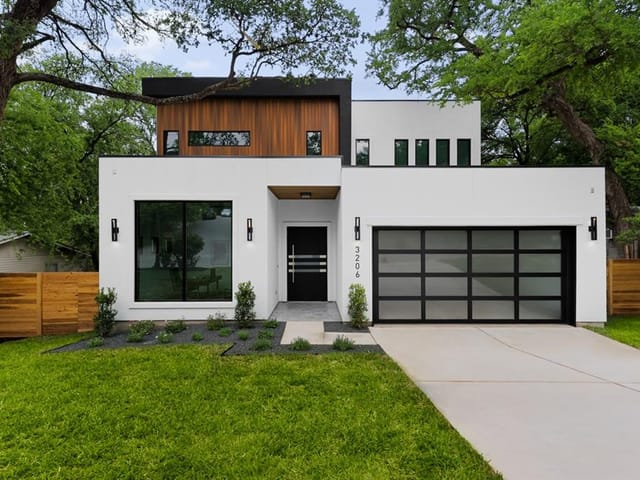 3206 Westhill Dr