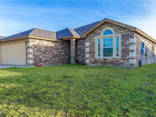 3207 BRISCOE DR