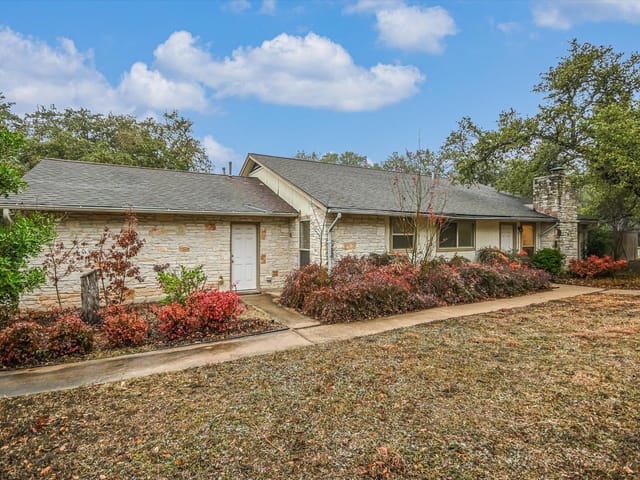 3207 Eanes Circle Cir
