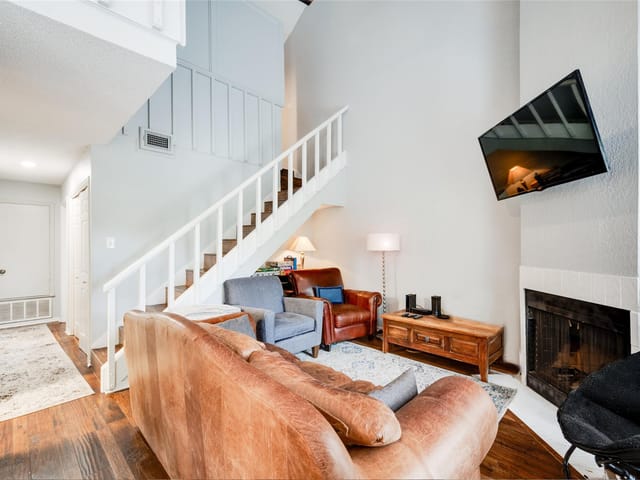 3207 Grooms St Unit #3
