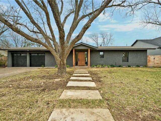 3208 John Campbells Trl