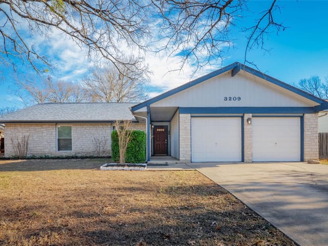3209 Buffalo Springs Trl