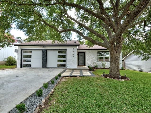 3209 Kittyhawk Cv