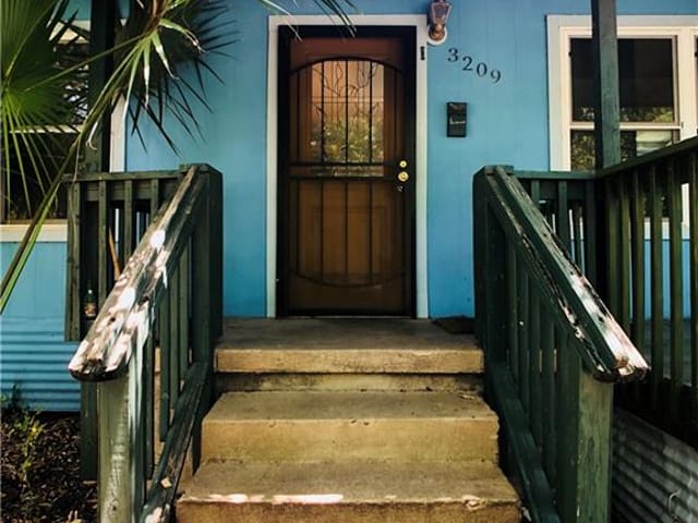3209 Merrie Lynn Ave