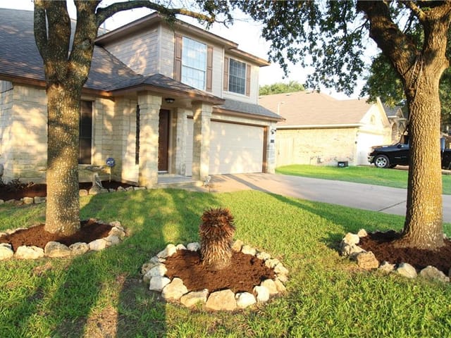 3209 Sauls Dr