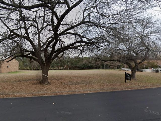 321 Ramble Ln