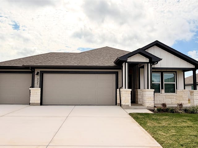 321 Wheel Horse RD