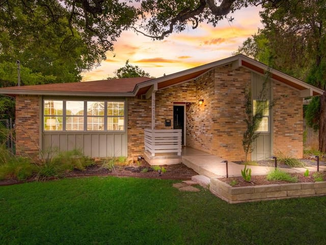 3211 Cherrywood Rd