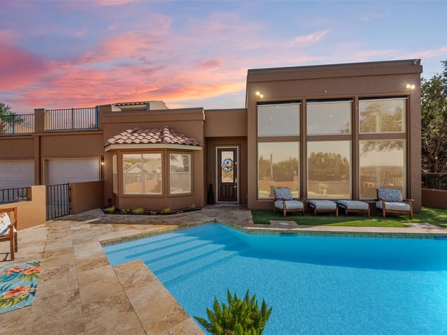 3211 Constitution Dr
