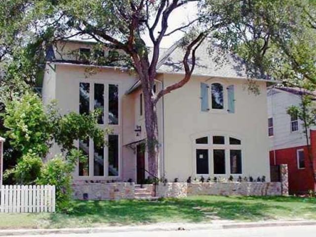3212 ENFIELD RD
