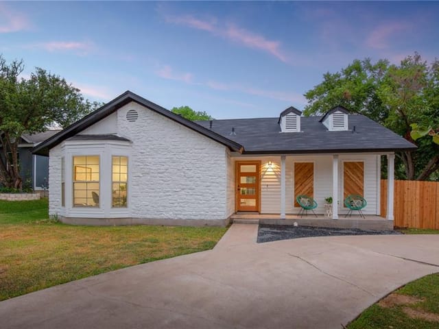3217 Darnell Dr