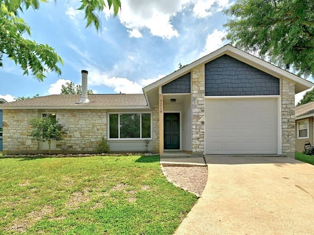 3219 Plantation Rd