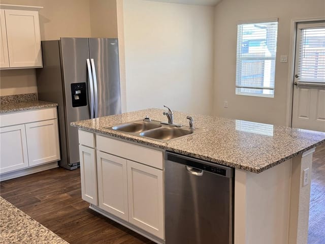 322  Harvest Creek Dr