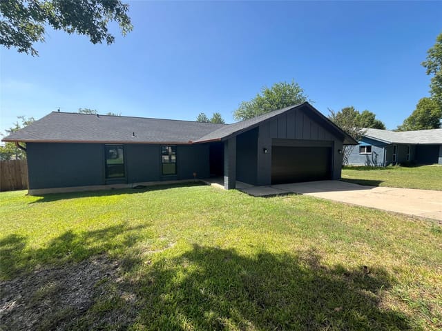 322 McClendon DR