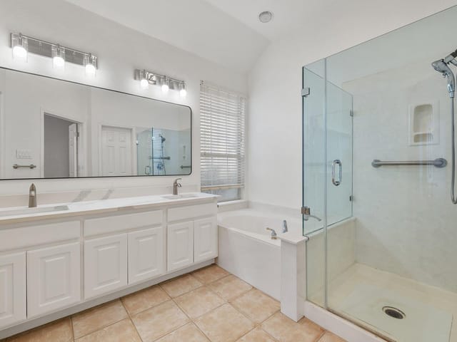 3222 Tehama CT