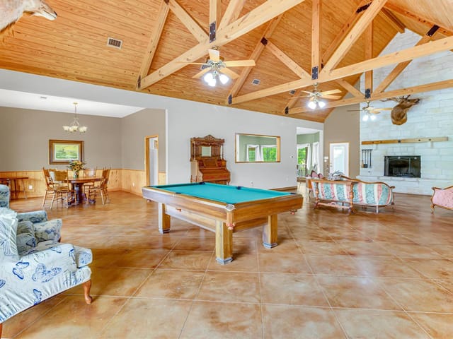 3227 Farm to Market 1174
