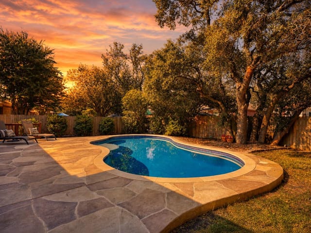 3228 Arroyo Bluff LN